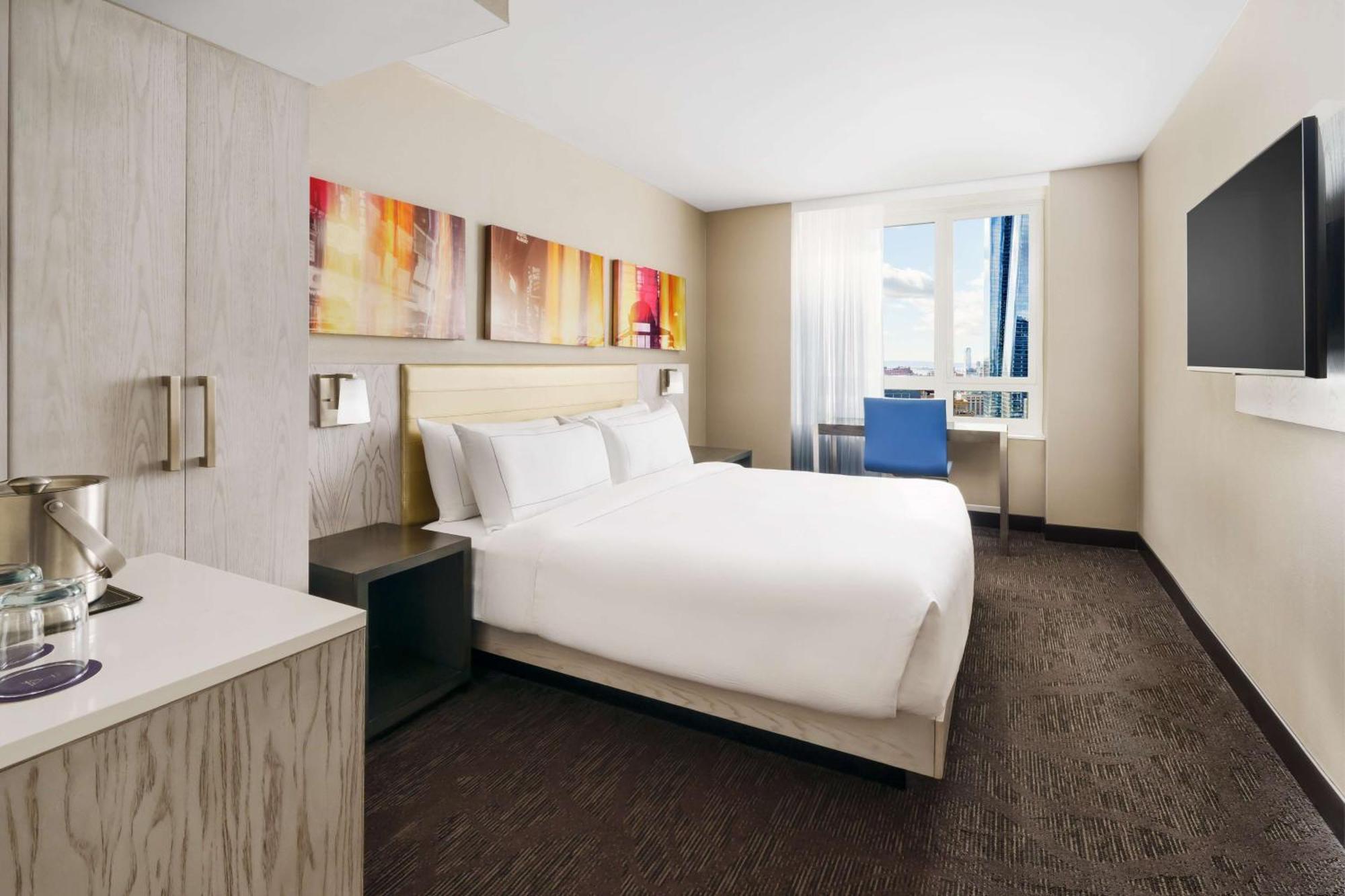Doubletree By Hilton New York Times Square West Hotel Exterior foto