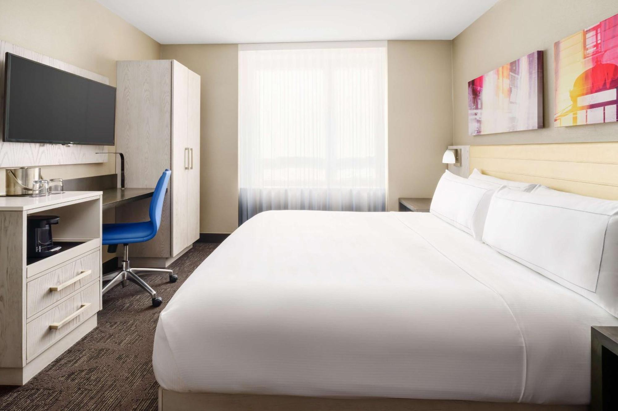 Doubletree By Hilton New York Times Square West Hotel Exterior foto